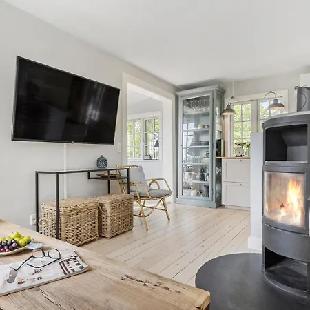 3 Bedroom In Faxe Ladeplads *